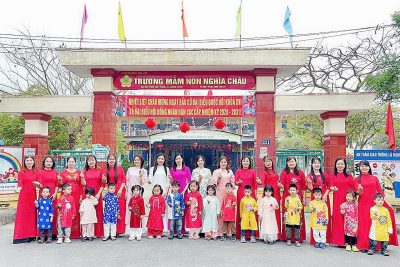 Rực rỡ sắc màu “Tuần lễ áo dài” tại trường mầm non Nghĩa Châu