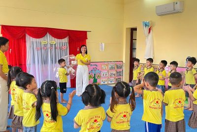 Hoạt động vui học chữ cái g, y của lớp 5 tuổi C – Trường Mầm non Nghĩa Châu