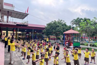 Trường mầm non Nghĩa Châu đón đoàn làm việc của Uỷ ban nhân dân xã Nghĩa Hưng